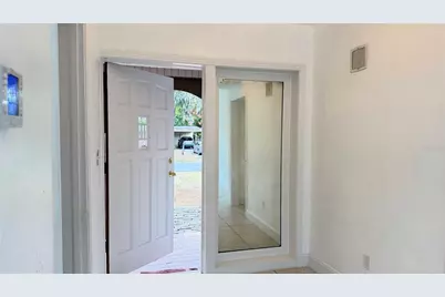 406 Dunedin Avenue, Temple Terrace, FL 33617 - Photo 5