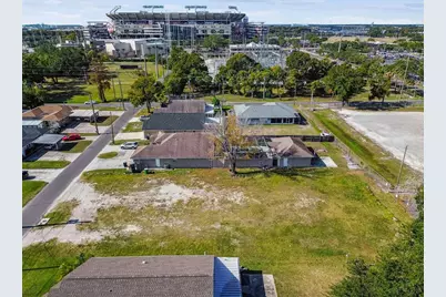 3337 W Woodlawn Avenue, Tampa, FL 33607 - Photo 5