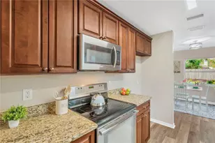 1948 Dodge Cir, Clearwater, FL 33760 - Photo 3