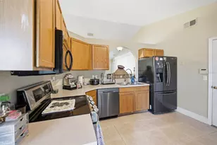 4254 Worthington Pl, Mascotte, FL 34753 - Photo 9