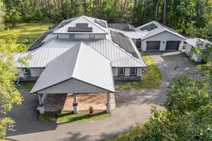 28042 Lindenhurst Dr, Wesley Chapel, FL 33544 - Photo 1