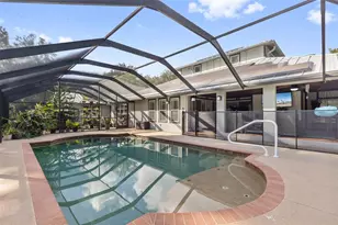 28042 Lindenhurst Dr, Wesley Chapel, FL 33544 - Photo 5