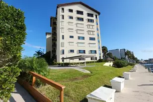 650 Island Way, Clearwater, FL 33767 - Photo 5