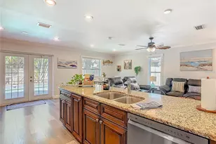 4016 Kimpton Pl, Largo, FL 33771 - Photo 13