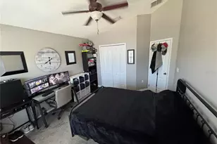 2318 Tanbark Ridge Pl, Plant City, FL 33563 - Photo 41