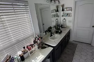 2318 Tanbark Ridge Pl, Plant City, FL 33563 - Photo 37