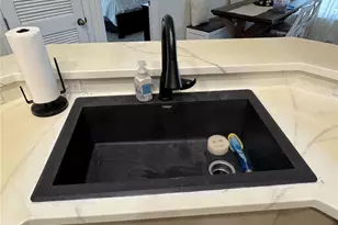 2318 Tanbark Ridge Pl, Plant City, FL 33563 - Photo 25