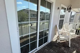 2318 Tanbark Ridge Pl, Plant City, FL 33563 - Photo 45