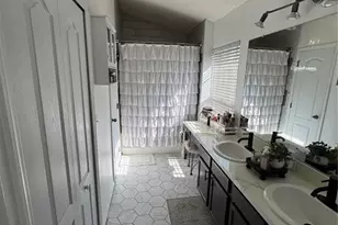 2318 Tanbark Ridge Pl, Plant City, FL 33563 - Photo 35