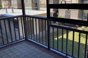 5925 Terrace Park Dr N, Saint Petersburg, FL 33709 - Photo 25