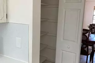 5925 Terrace Park Dr N, Saint Petersburg, FL 33709 - Photo 29