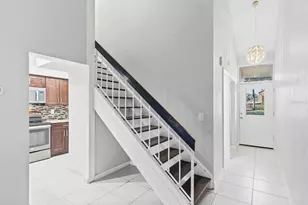 1829 Clearbrooke Dr, Clearwater, FL 33760 - Photo 13