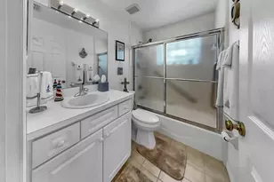 914 Woodland Dr, Seffner, FL 33584 - Photo 39