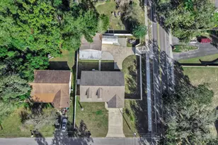 914 Woodland Dr, Seffner, FL 33584 - Photo 57