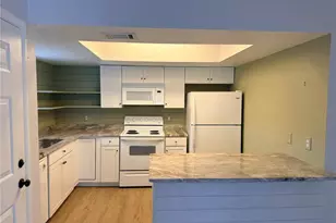 4112 Ashford Green Pl, Tampa, FL 33613 - Photo 5