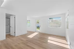 4300 28th Ave N, Saint Petersburg, FL 33713 - Photo 13