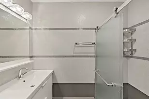 121 Brandywine Dr, Largo, FL 33771 - Photo 15