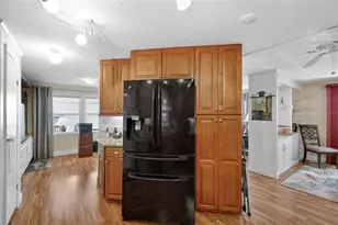 320 La Costa, North Port, FL 34287 - Photo 9