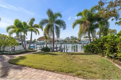 1698 McKay Creek Drive, Largo, FL 33770 - Photo 15