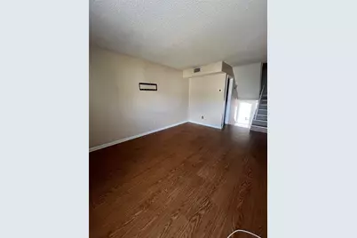 7323 Jackson Springs Road, Tampa, FL 33634 - Photo 3