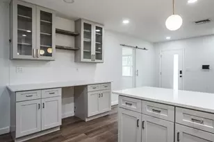 781 40th Ave NE, Saint Petersburg, FL 33703 - Photo 13