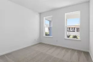 37290 Clinch Cir, Zephyrhills, FL 33540 - Photo 11