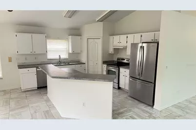 8517 Fawn Creek Drive, Tampa, FL 33626 - Photo 9