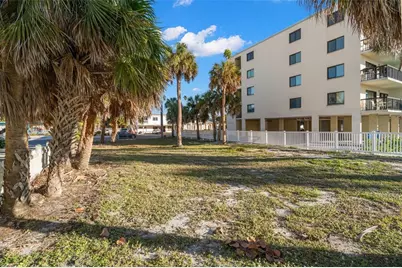 1306 Gulf Boulevard, Indian Rocks Beach, FL 33785 - Photo 17