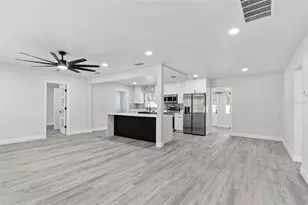2286 Terrace Dr N, Clearwater, FL 33765 - Photo 11