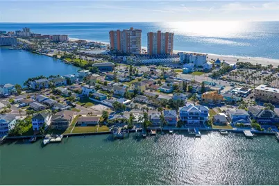 318 182nd Avenue E, Redington Shores, FL 33708 - Photo 11