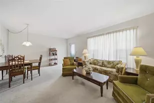 2042 Australia Way W, Clearwater, FL 33763 - Photo 3