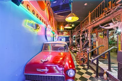 7061 62nd Street N, Pinellas Park, FL 33781 - Photo 15