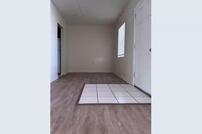 4718 Joseph Court #220, Tampa, FL 33614 - Photo 3