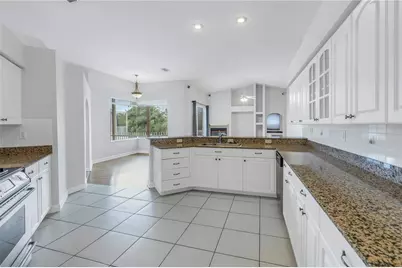 7380 Pebble Beach Lane, Seminole, FL 33777 - Photo 19