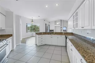 7380 Pebble Beach Ln, Seminole, FL 33777 - Photo 19