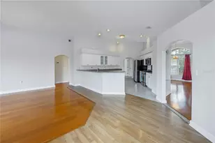 7380 Pebble Beach Ln, Seminole, FL 33777 - Photo 13