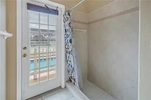 7380 Pebble Beach Ln, Seminole, FL 33777 - Photo 31