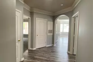 10504 Villa View Cir, Tampa, FL 33647 - Photo 3