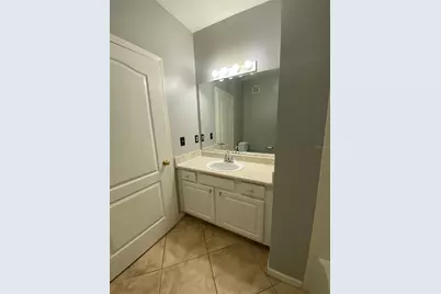 10504 Villa View Cir, Tampa, FL 33647 - Photo 19