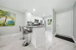 4651 Lake Villa Dr, Clearwater, FL 33762 - Photo 9