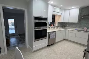 87 Oakwood Dr, Dunedin, FL 34698 - Photo 27