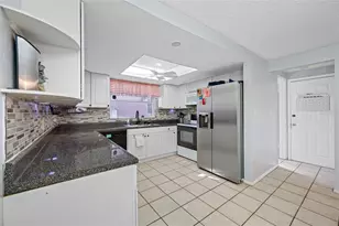 10038 Brunswick Ln, Port Richey, FL 34668 - Photo 5