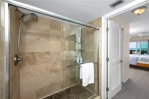 1300 Gulf Blvd, Indian Rocks Beach, FL 33785 - Photo 17