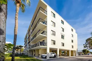 1300 Gulf Blvd, Indian Rocks Beach, FL 33785 - Photo 27