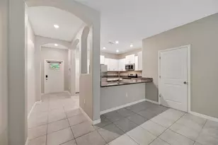 607 Royal Empress Dr, Ruskin, FL 33570 - Photo 11