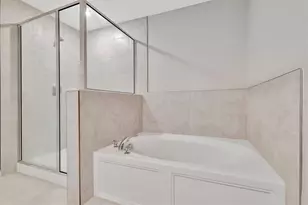 607 Royal Empress Dr, Ruskin, FL 33570 - Photo 27