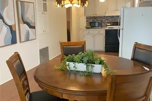 7901 40th Ave N, Saint Petersburg, FL 33709 - Photo 3