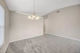 3841 Hampton Hills Dr, Lakeland, FL 33810 - Photo 9