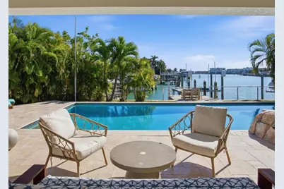 1028 79th Street S, Saint Petersburg, FL 33707 - Photo 45