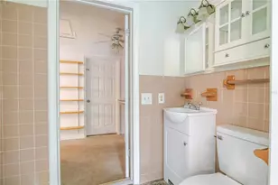 1721 Woodridge Dr, Clearwater, FL 33756 - Photo 23